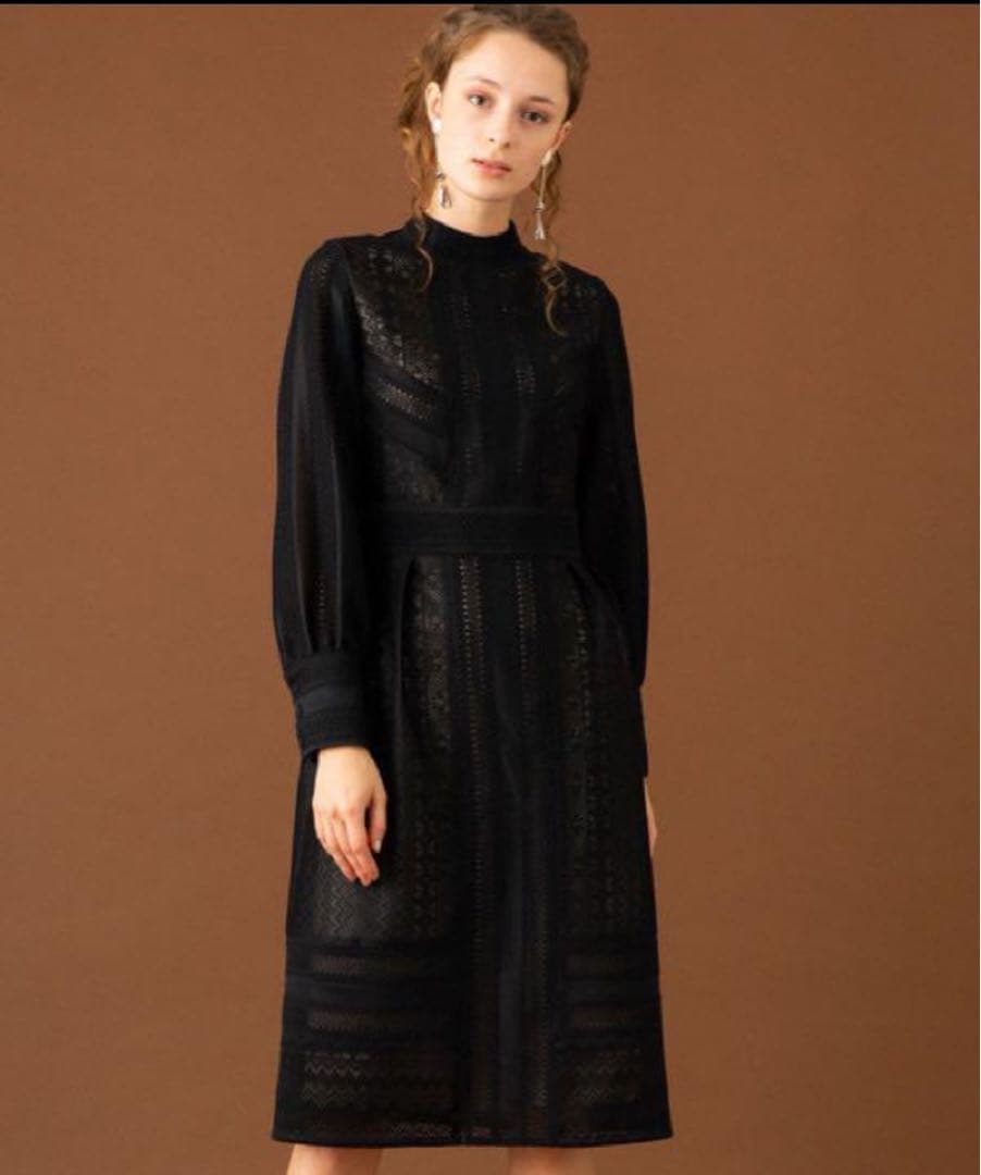 ユナイテッドトウキョウ　ブレンドキカレースワンピース　ブラック