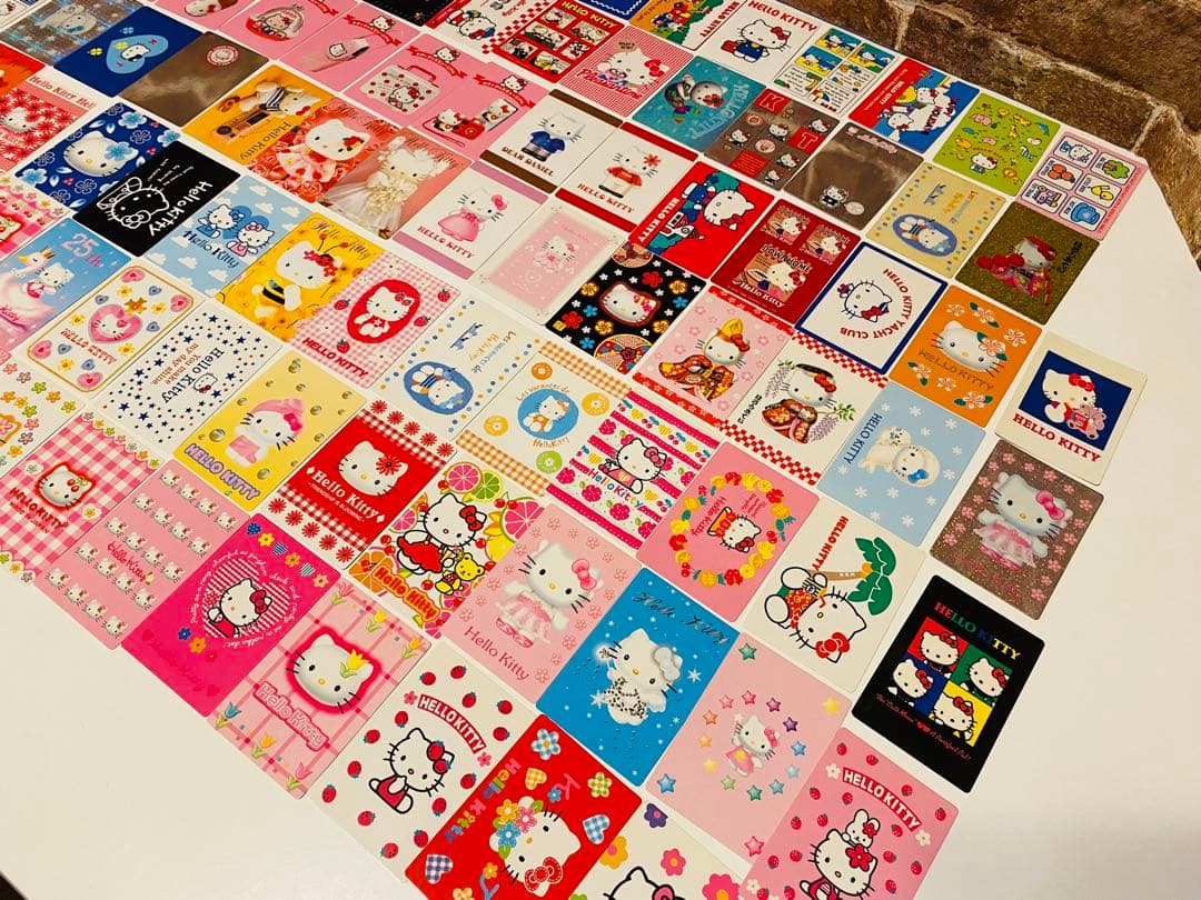 激レア❗️Hello kittyコレクターズカード100枚！希少！平成レトロ！美品
