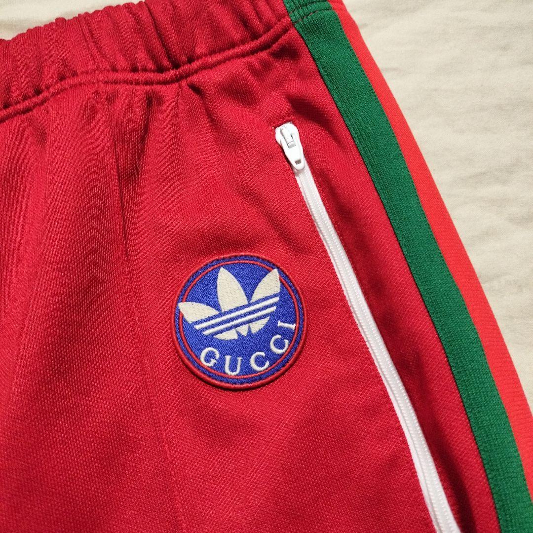 GUCCI ✕ adidas グッチ✕アディダス ロゴパッチトラックパンツ
