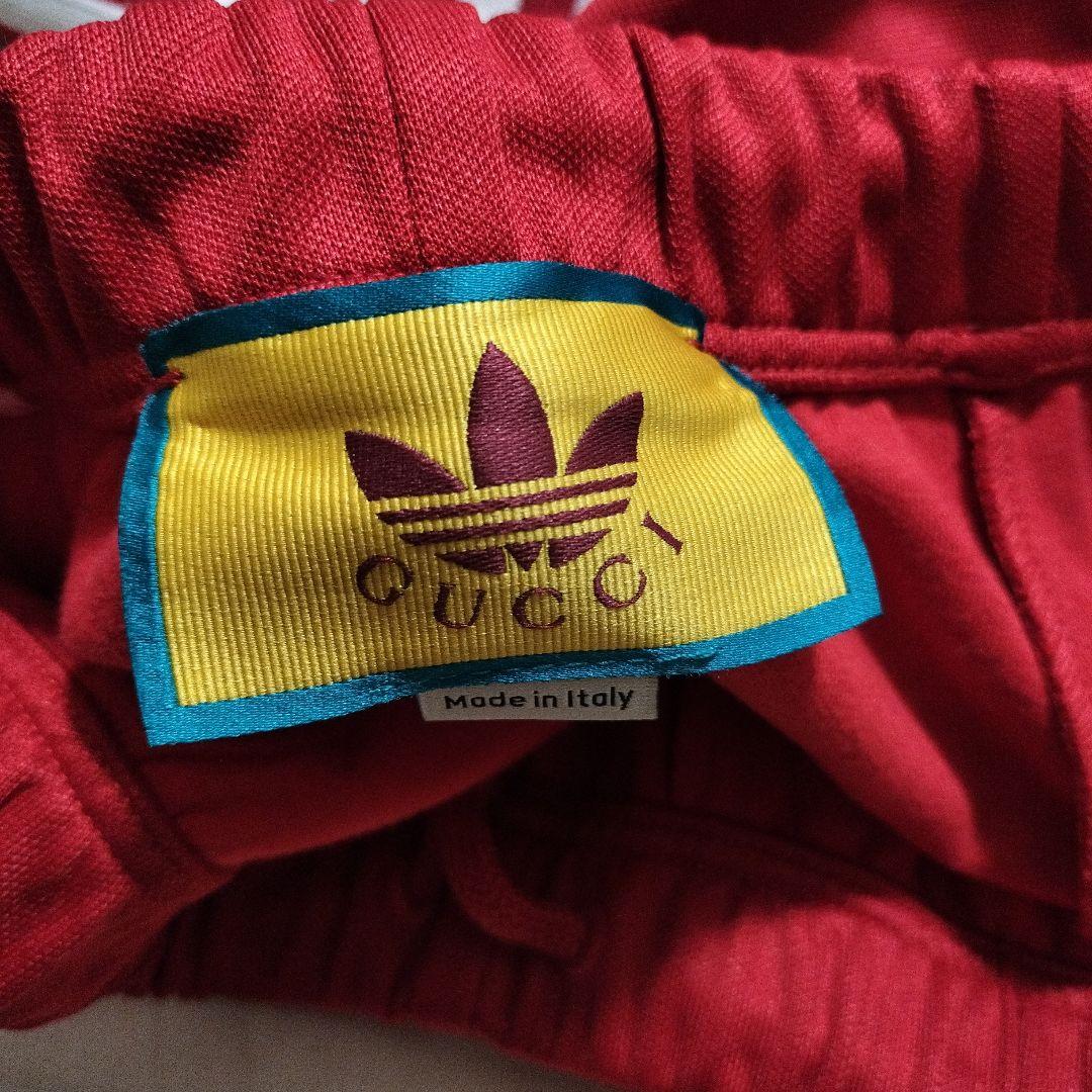 GUCCI ✕ adidas グッチ✕アディダス ロゴパッチトラックパンツ