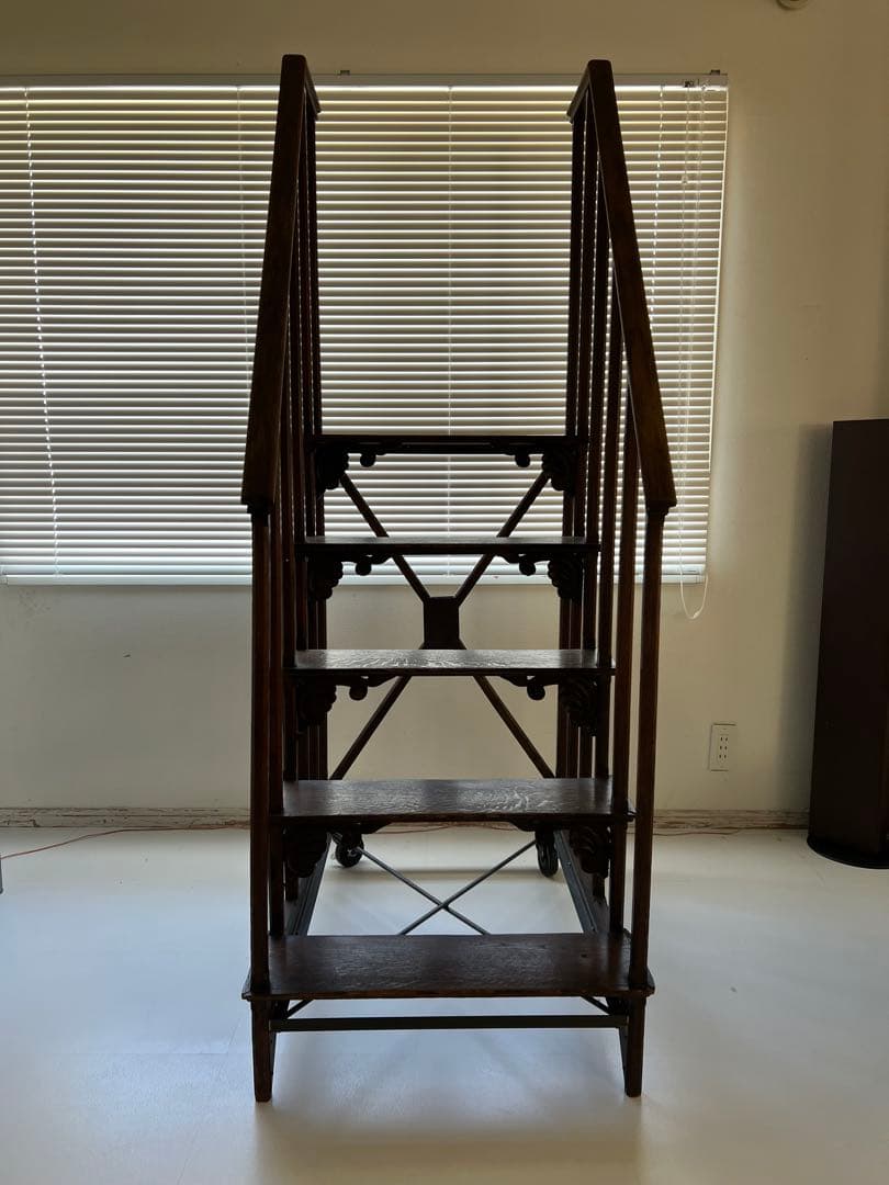 アンティーク　ヴィンテージ　移動可能装飾木製階段 アーツ&サイエンス　ラック　棚