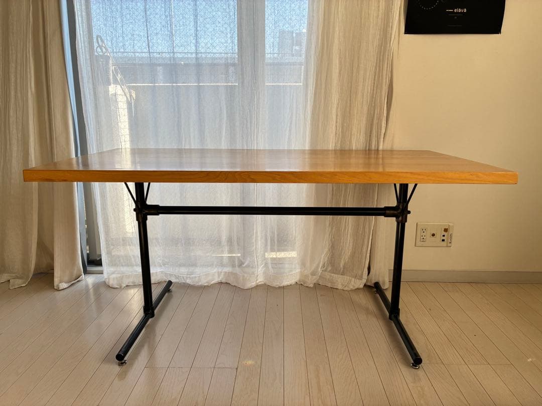 ソファダイニングテーブル　Crash Gate/ Knot Antiques