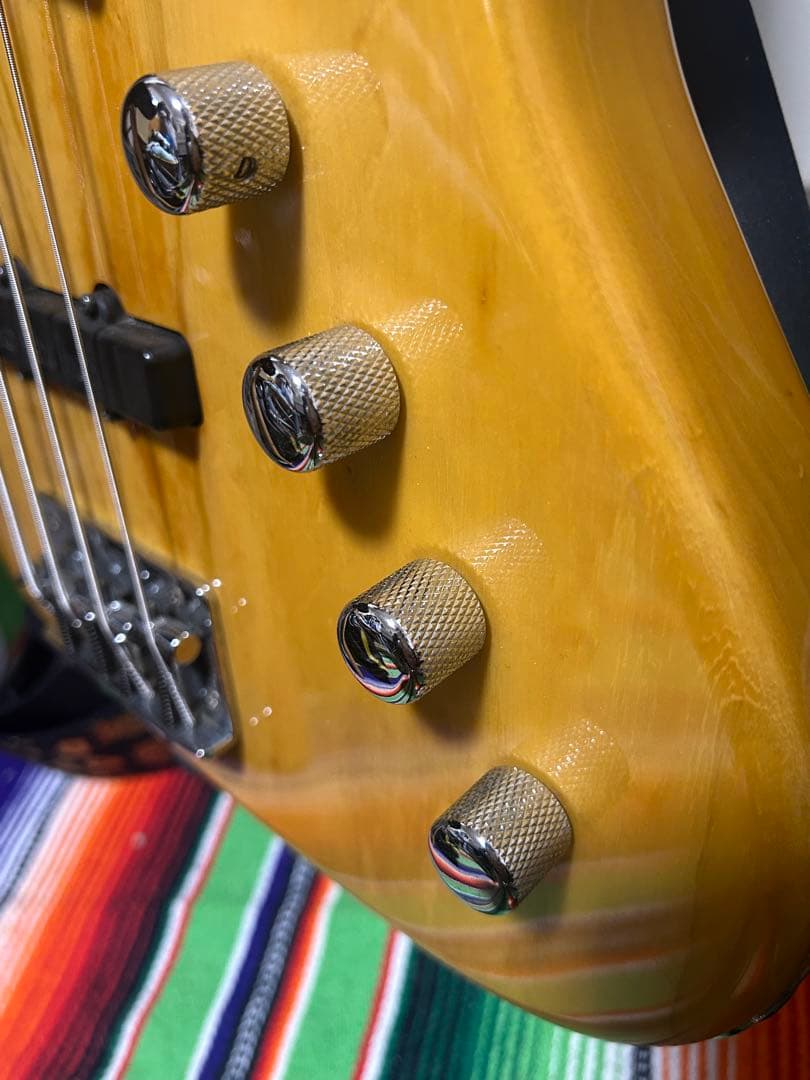 ベース MOON JJ-4 JAZZ BASS BARTOLINI