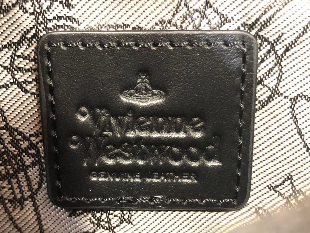 ✴︎ヴィヴィアンウエストウッド　ディアマンテレザー長財布　財布