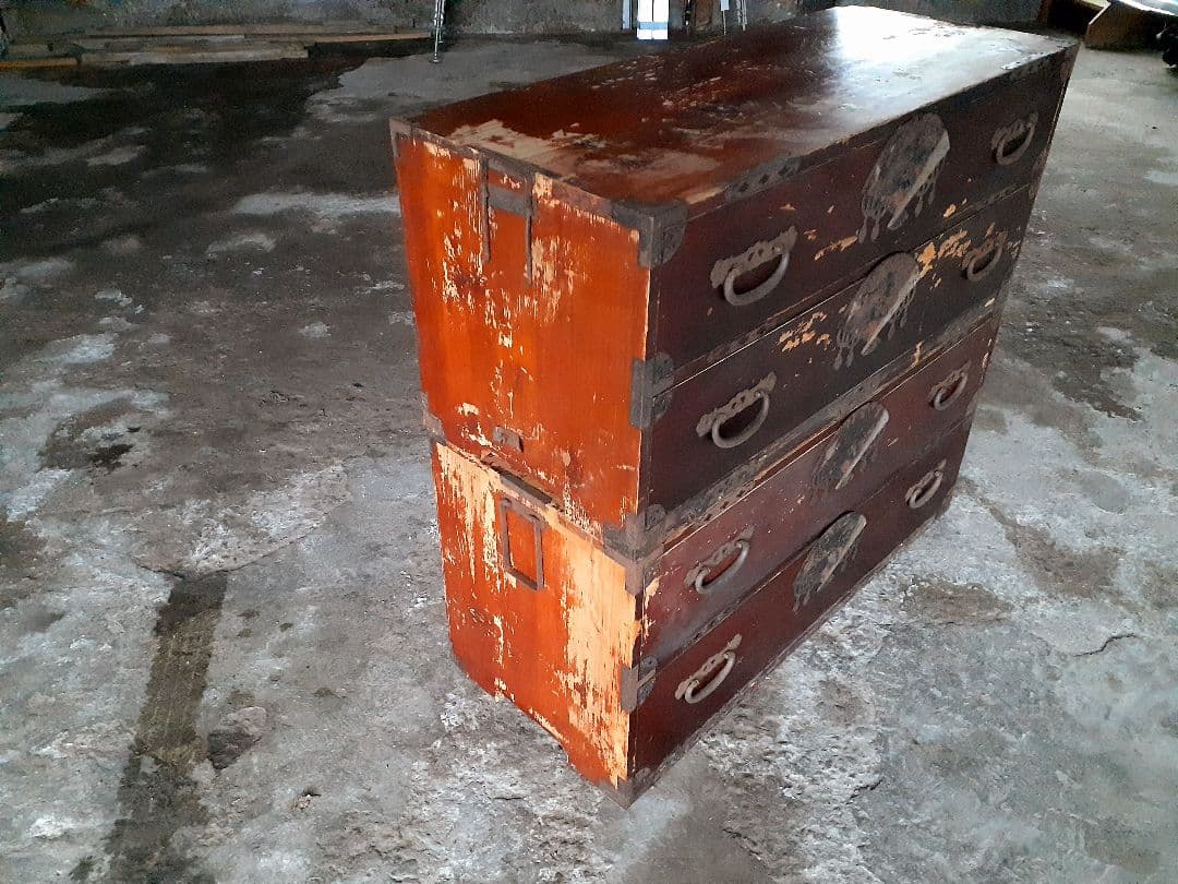 時代箪笥　和たんす　アンティーク　レトロ　古民家　扇型金具