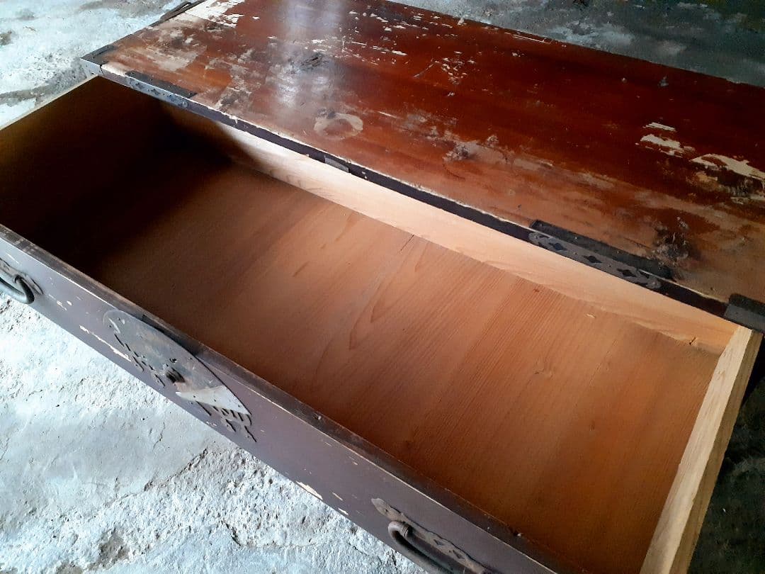 時代箪笥　和たんす　アンティーク　レトロ　古民家　扇型金具