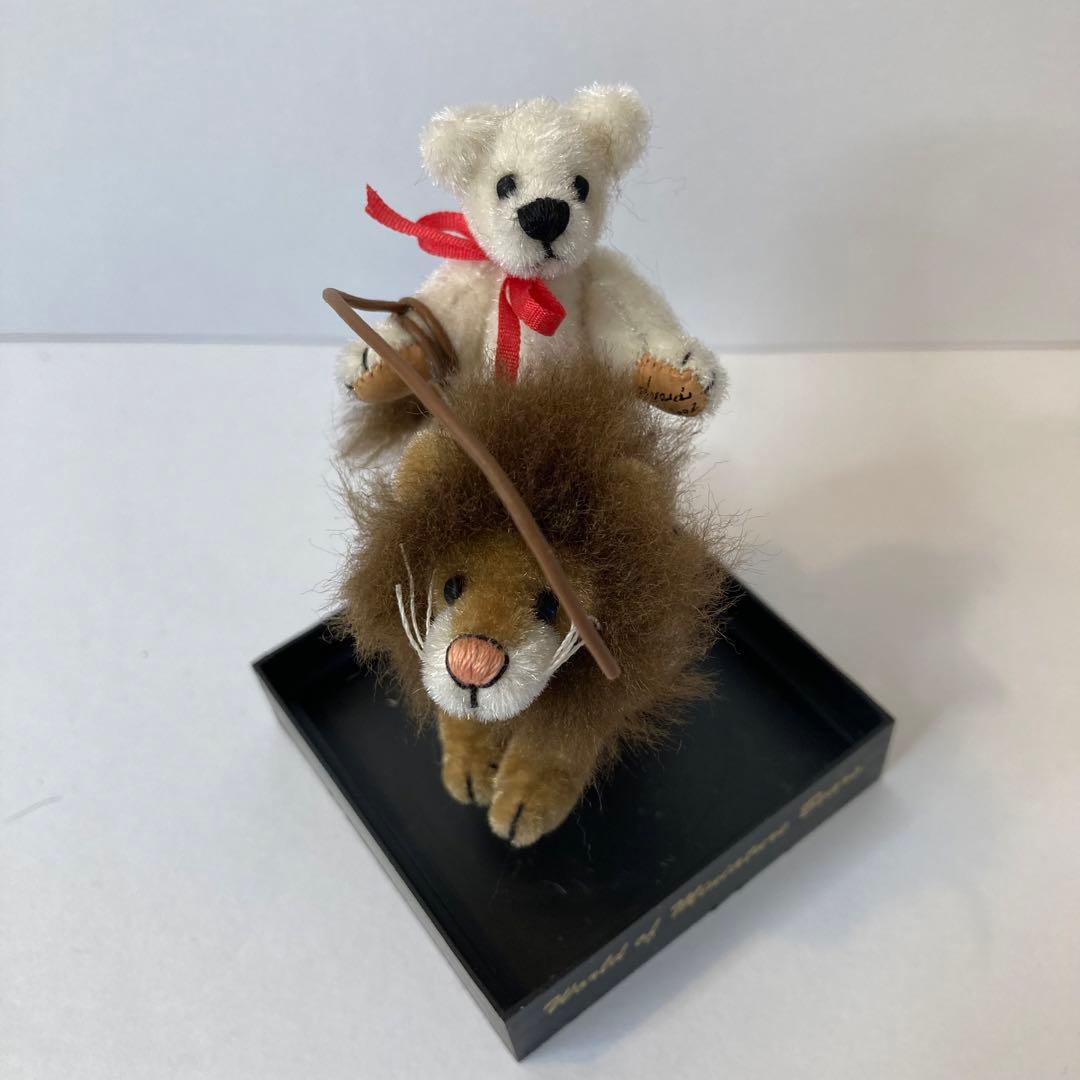 テディベア ワールドオブミニチュアベアーズ ライオンにまたがったくまさん