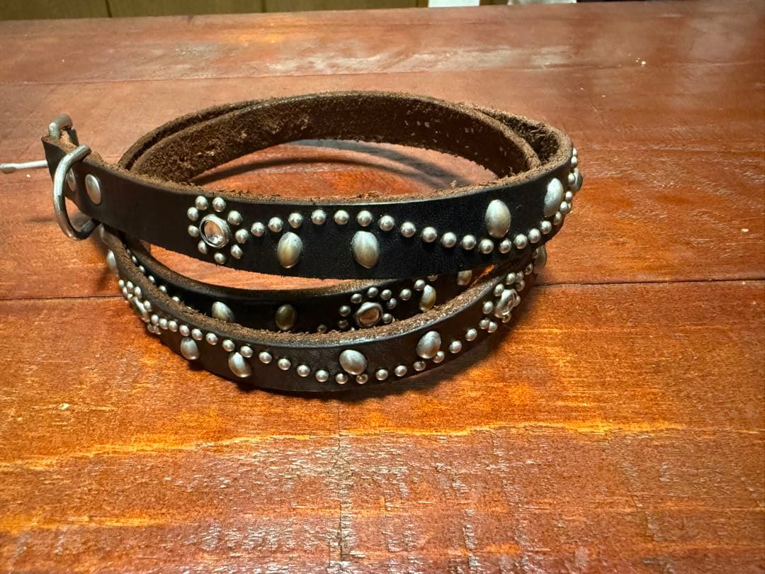 htc ナローベルト フラワースタッズ　w32