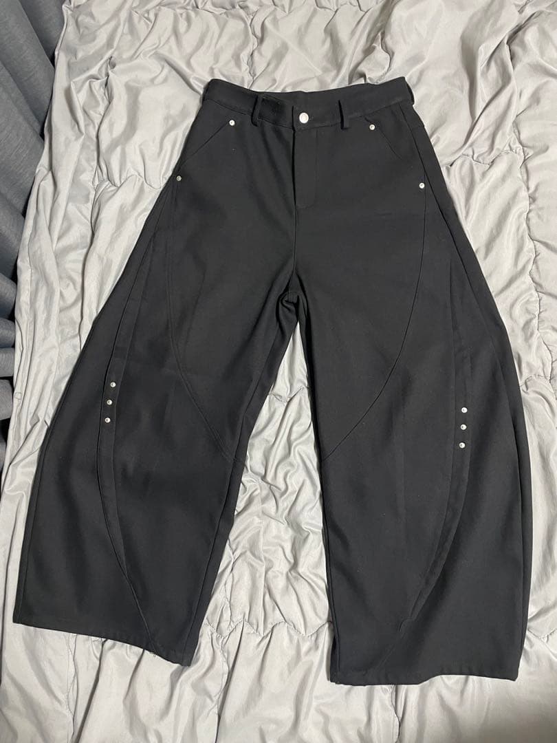 luv code xu バルーンパンツ