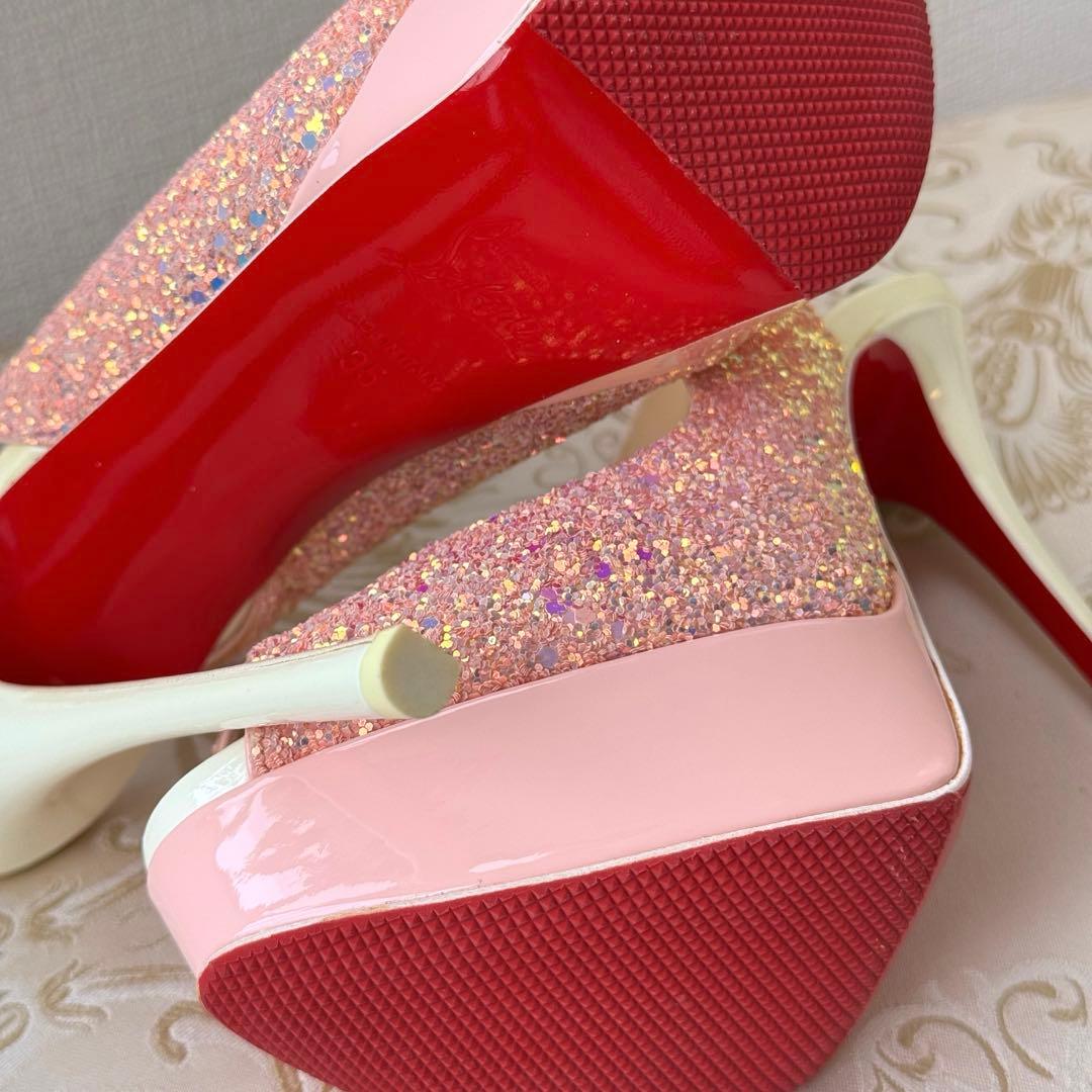新品未使用 Christian Louboutin ルブタン ピンクハイヒール