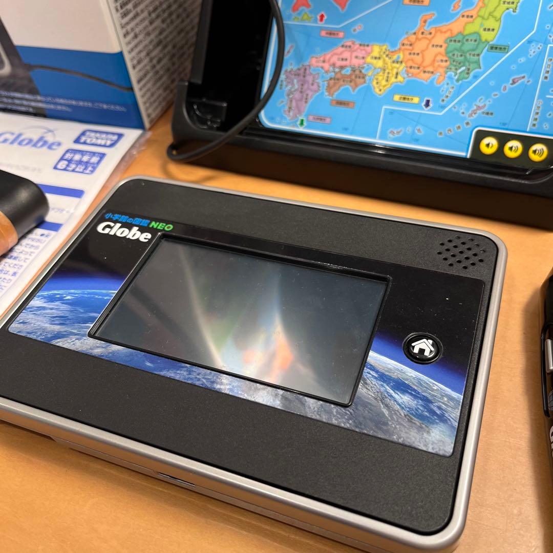 美品　小学館の図鑑NEOGlobe タカラトミー おもちゃ 地球儀