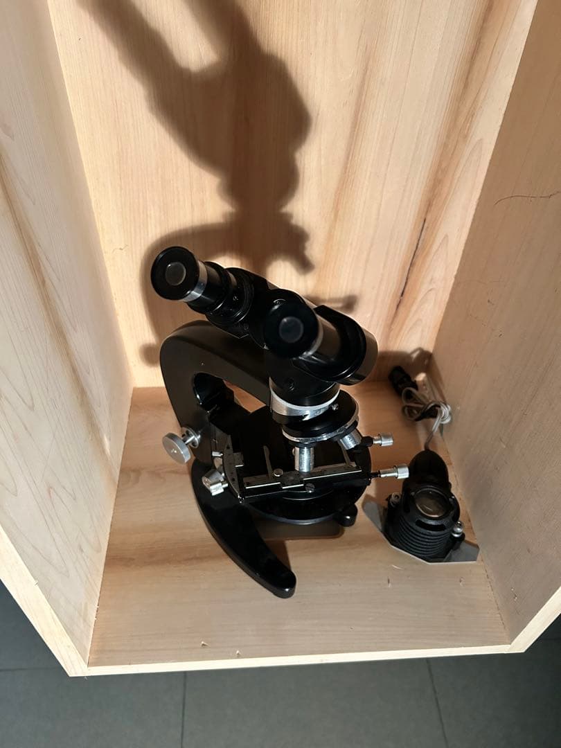 ヴィンテージ顕微鏡