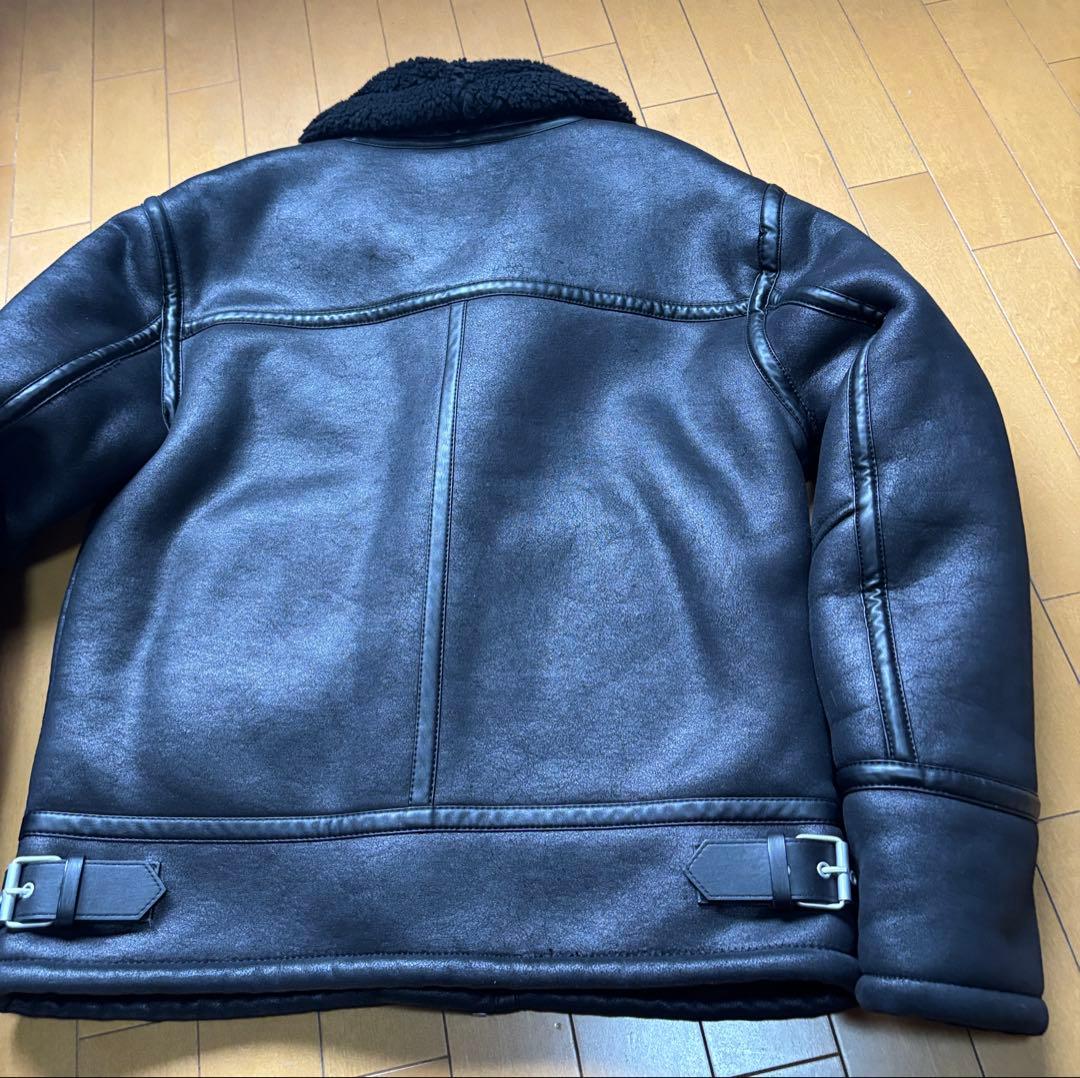 ボア襟付き黒レザーダブルライダースジャケット