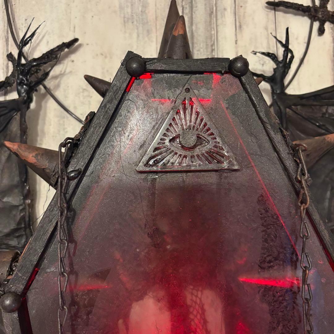 【Special Price】 血誓いの棺(拷問)オブジェ