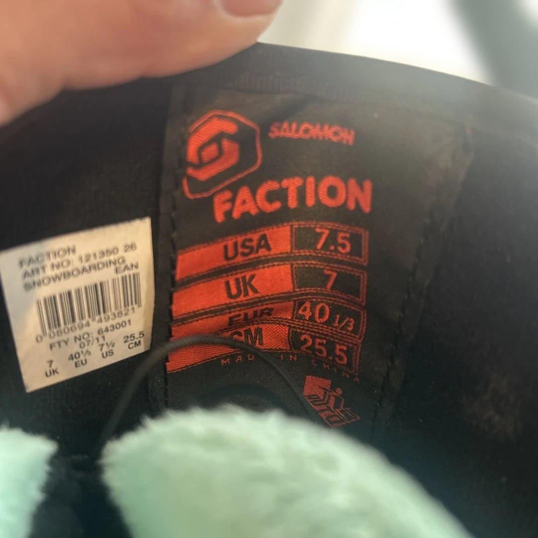 スノボ スノーボードセット デザイン ブーツ　バインディング付き