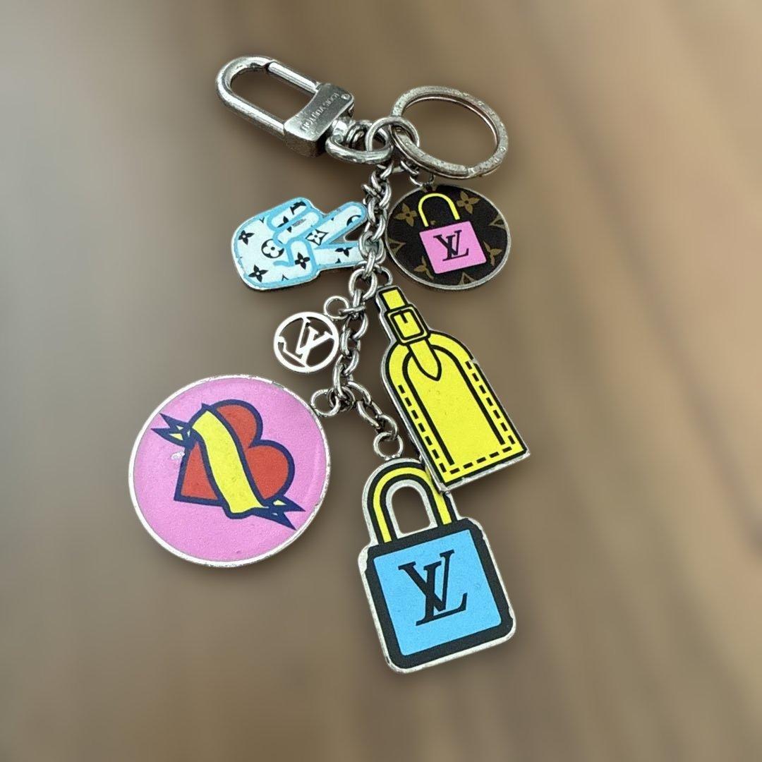 Louis Vuitton カラフルキーホルダー