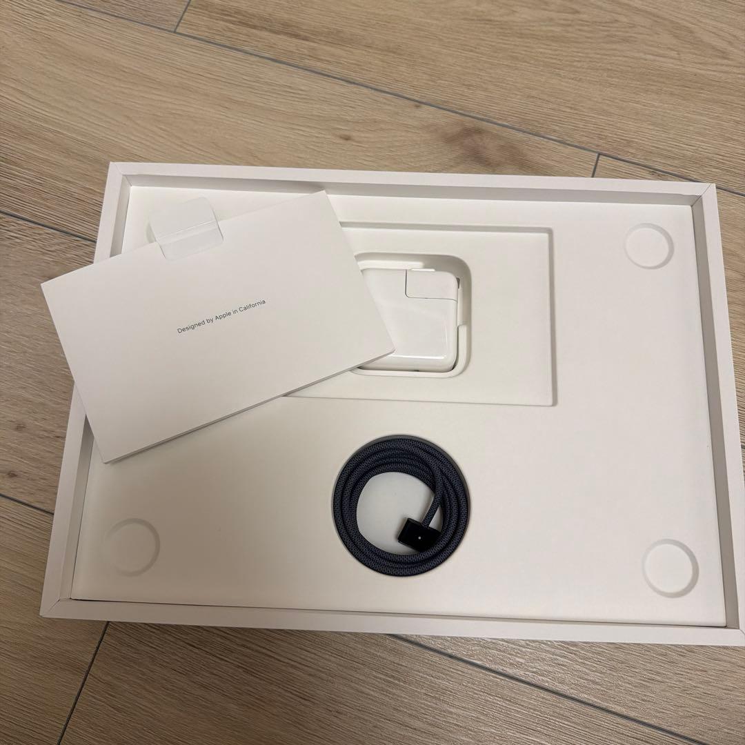 MacBook本体 M2 MacBook Air 256