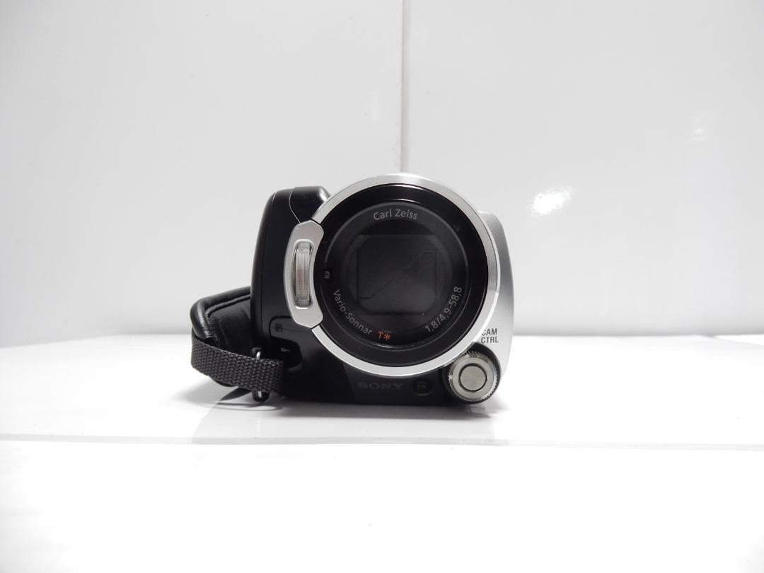 希少　訳有り　動作品　ソニー　SONY HDR-SR11 ビデオカメラ 60GB