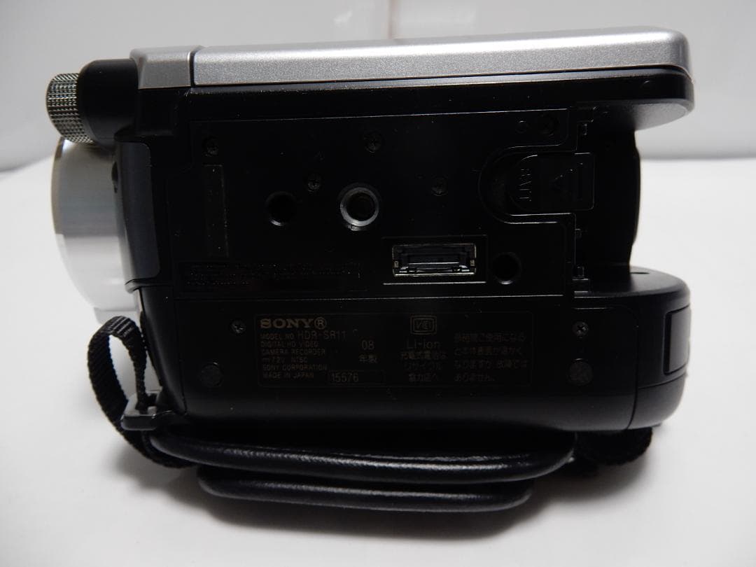 希少　訳有り　動作品　ソニー　SONY HDR-SR11 ビデオカメラ 60GB