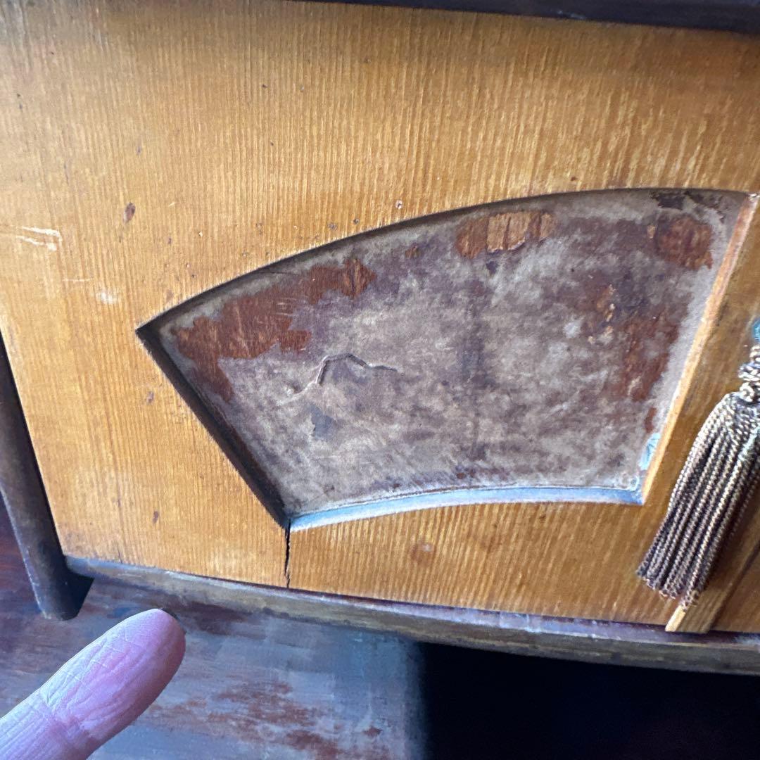 瞬間的お値下げ‼️ヴィンテージ　茶箪笥　アザミの絵が描かれていて素敵❣️