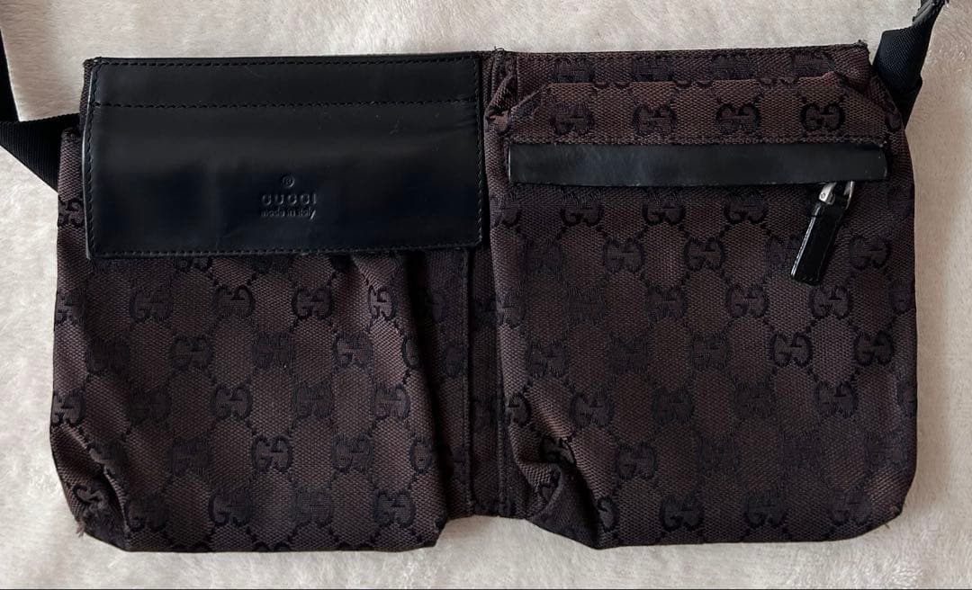 GUCCI グッチ ウエストポーチ ボディバッグ GGキャンバス 黒