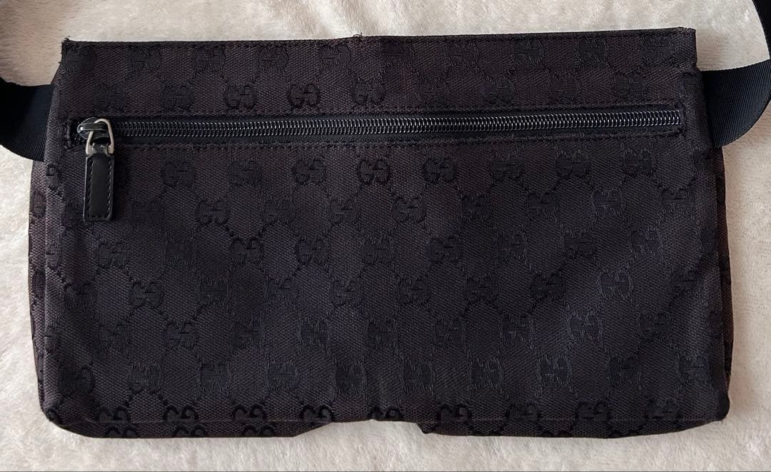 GUCCI グッチ ウエストポーチ ボディバッグ GGキャンバス 黒