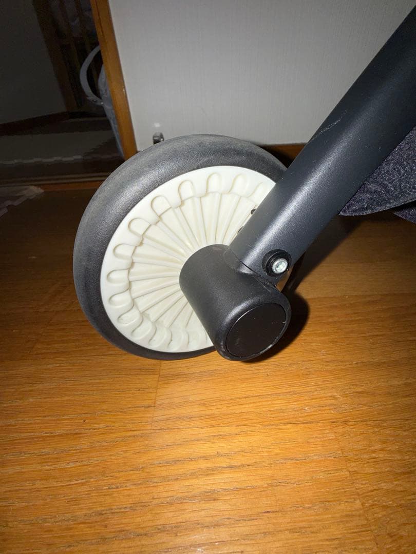 土日限定割引中CYBEXサイベックスリベル2025年モデル (マジックブラック)