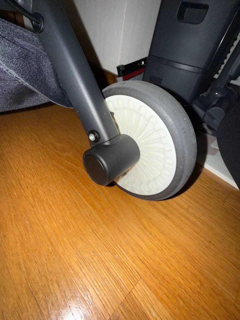 土日限定割引中CYBEXサイベックスリベル2025年モデル (マジックブラック)