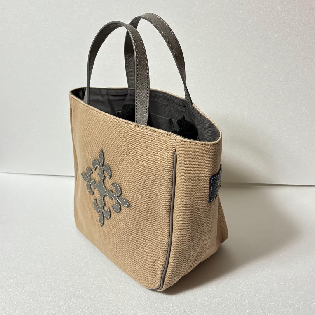 【美品】ラシット　エブリデイトートバッグ　ベージュ