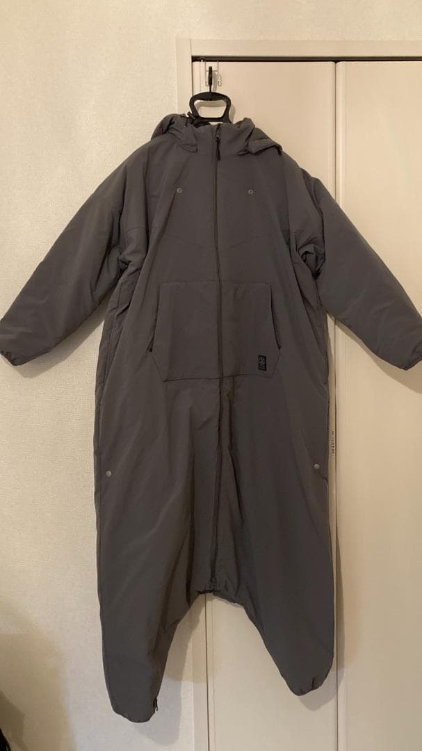 【中古】Makuake　2025　モモンガ５　着る暖房　チャコール　サイズＳ