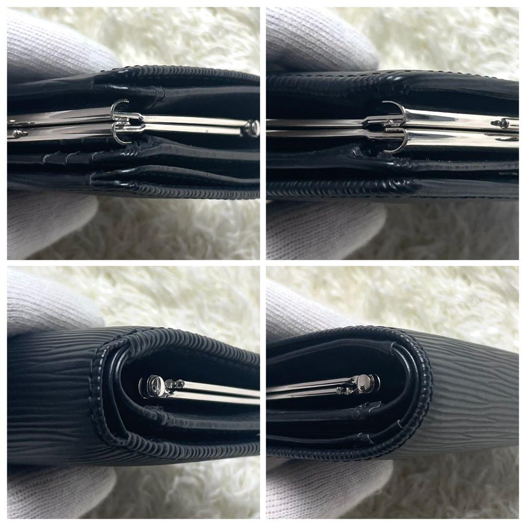 未使用に近い 付属品完備 ヴィヴィアンウエストウッド 二つ折り財布 ブラック