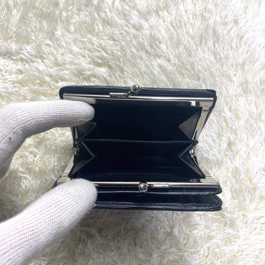 未使用に近い 付属品完備 ヴィヴィアンウエストウッド 二つ折り財布 ブラック