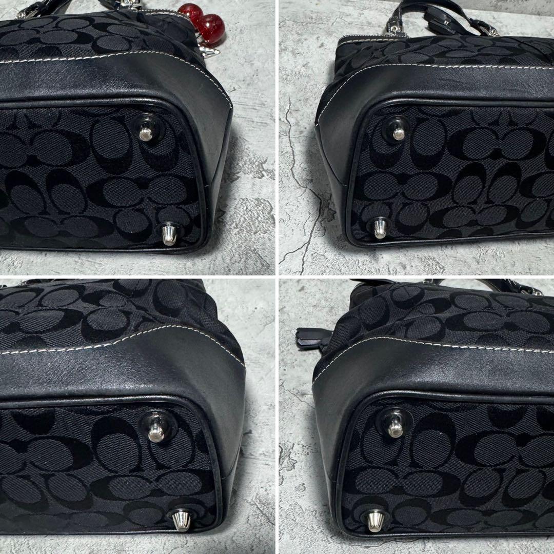 バッグ Coach Y2K Signature Leather Tote Bag