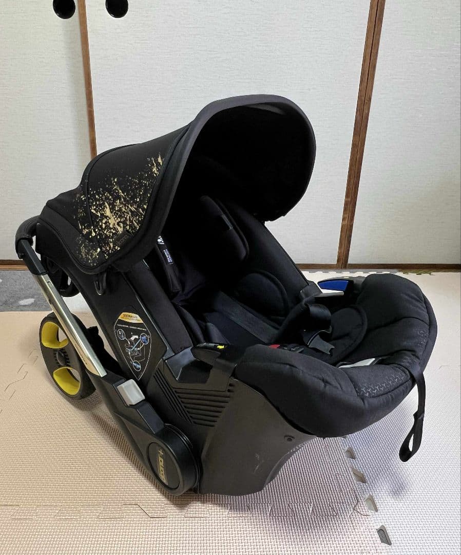 s*♡様 美品 doona ＋ ドゥーナ 特別限定モデル リミテッドゴールド