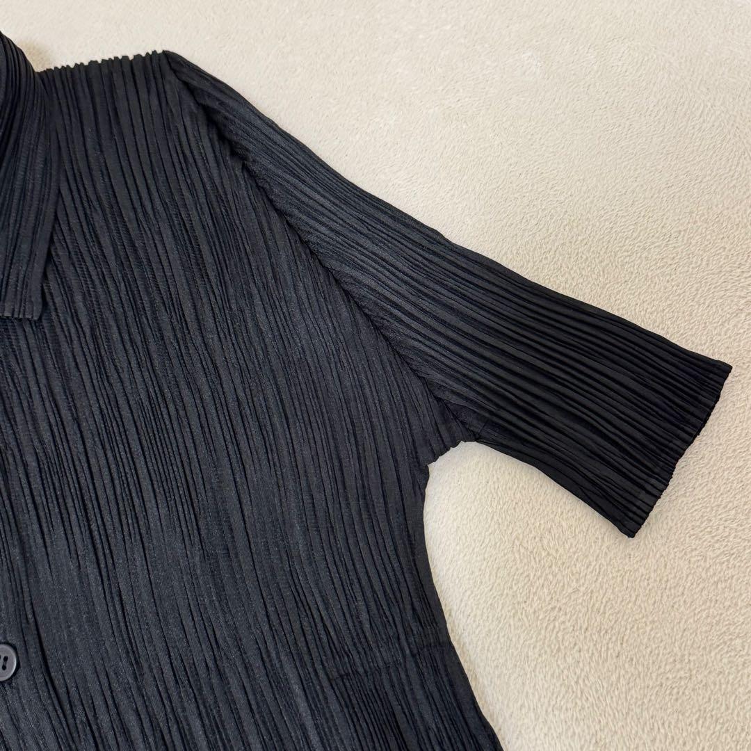 極美品✨PLEATS PLEASE プリーツ　半袖　黒色　シャツ　Lサイズ