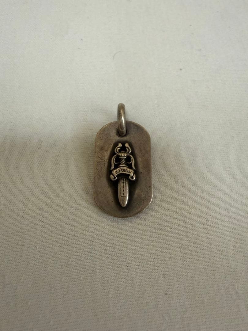 クロムハーツ　レイズドダガードッグタグ　正規品