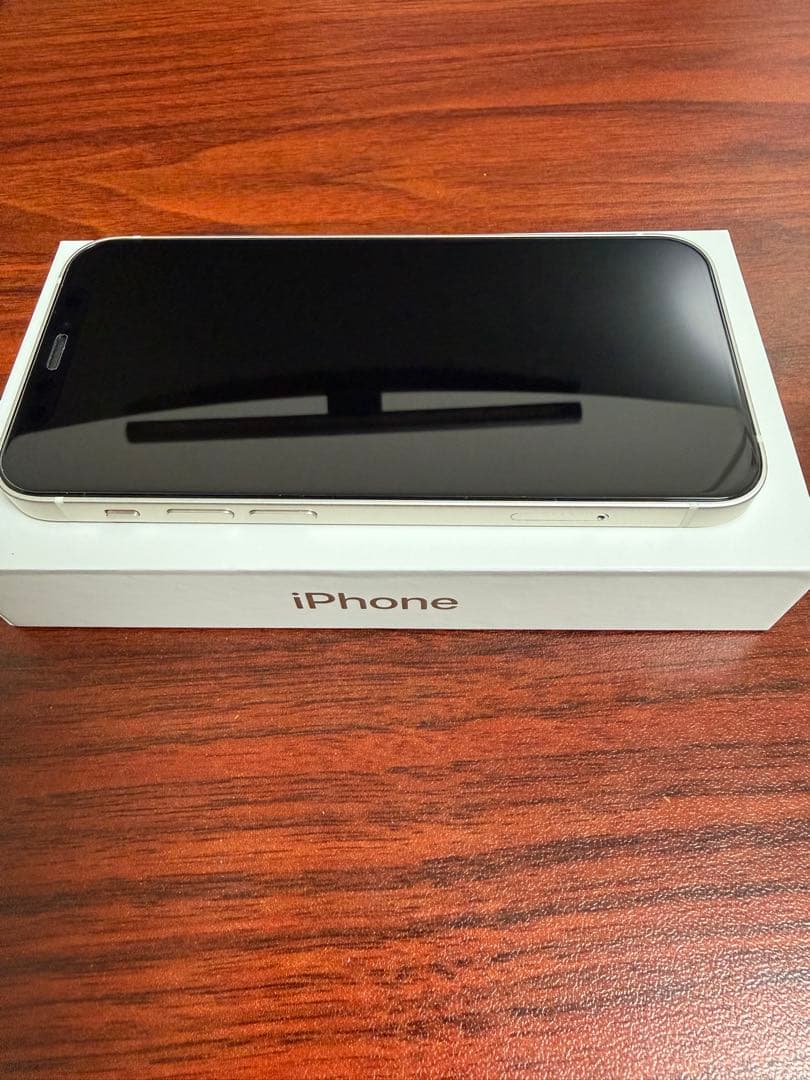 【超美品】Apple iPhone 12 mini ホワイト 64GB おまけ付