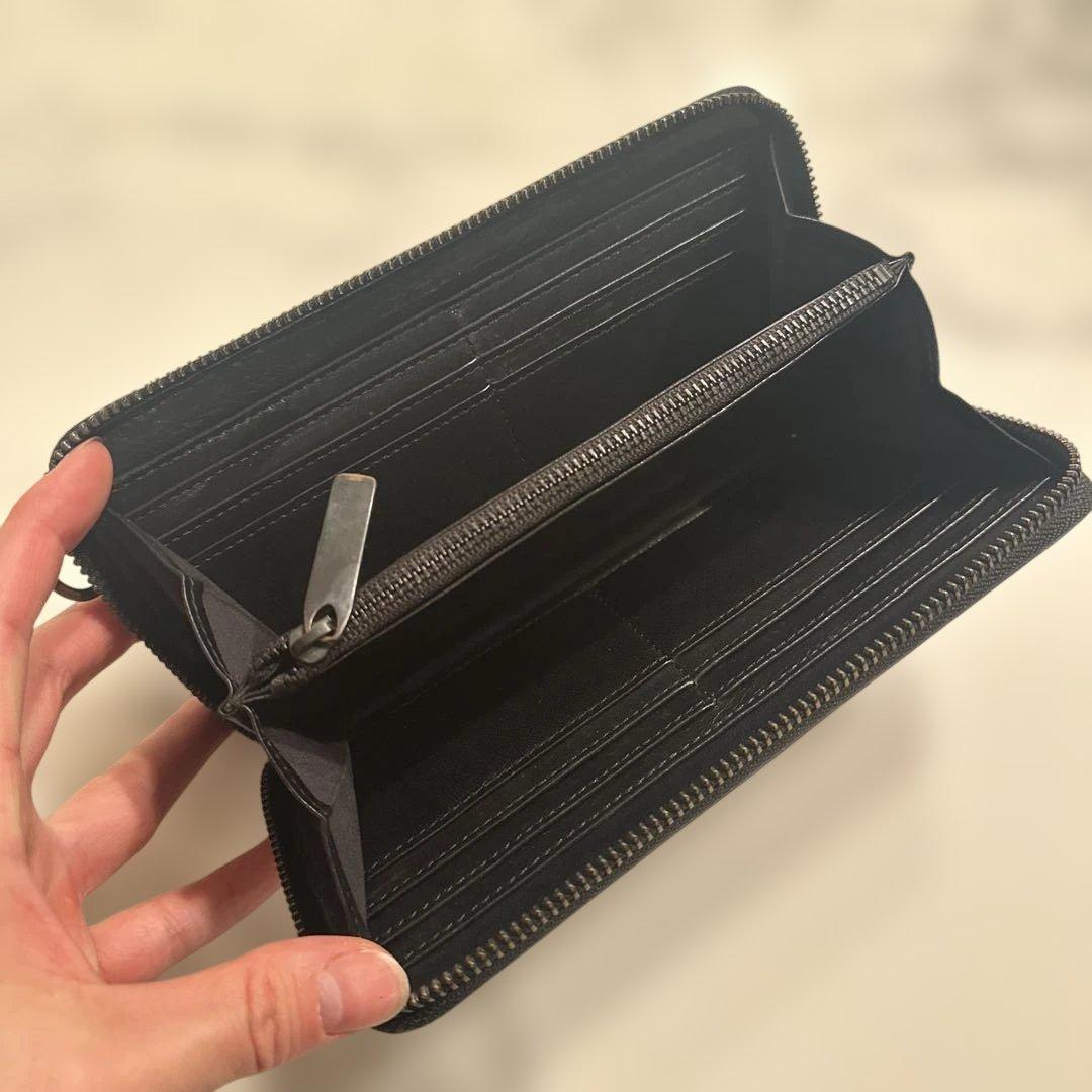 PATRICK STEPHAN スタッズ付き黒レザー長財布