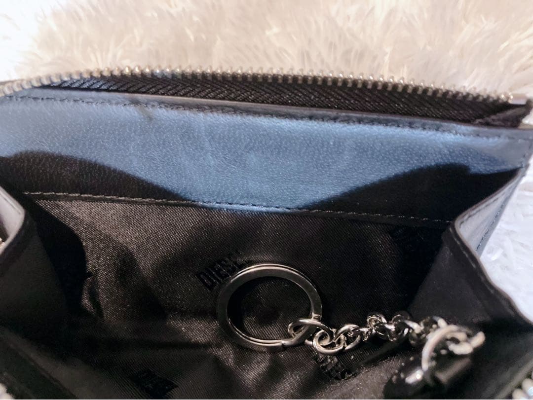 美品 DIESEL 牛革 ビッグロゴ 財布 ラウンドファスナー