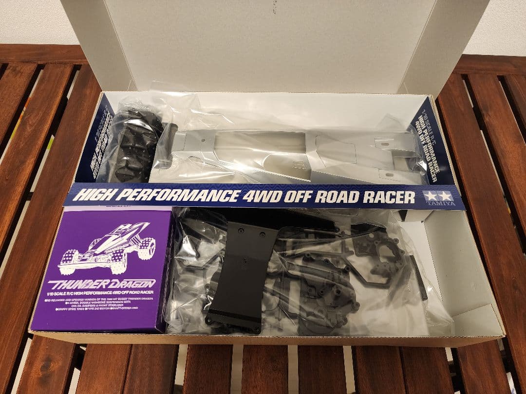 TAMIYA THUNDER DRAGON 4WDオフロード