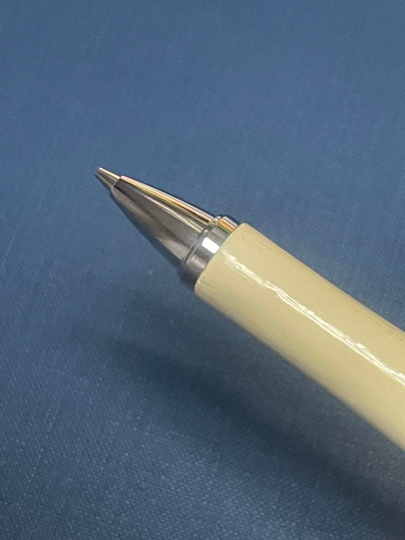 S20 白漆 カスタム 螺鈿 漆塗り しーさー 木軸ペン 0.5