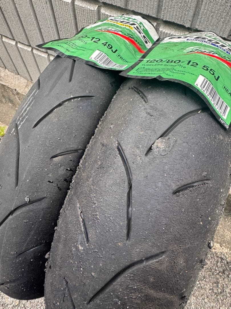 BRIDGESTONE BATTLAX BT-601SS タイヤセット　25年製