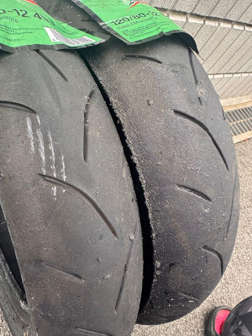 BRIDGESTONE BATTLAX BT-601SS タイヤセット　25年製