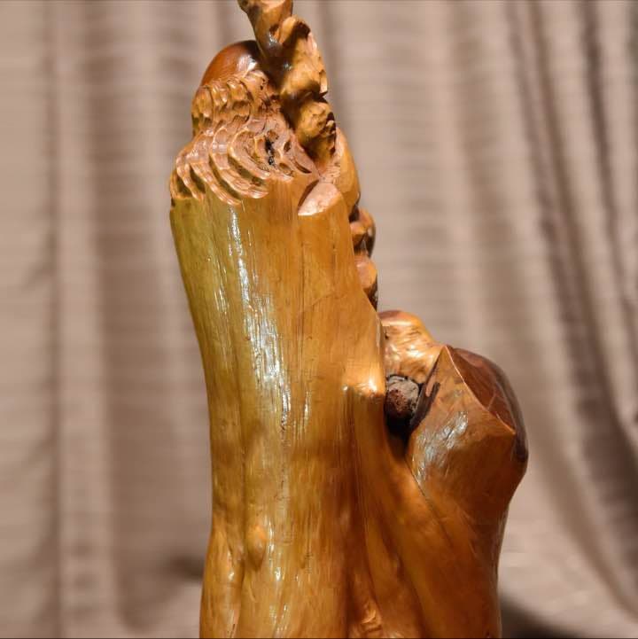 木彫りの置物