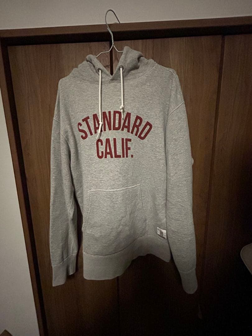STANDARD CALIF. フード付きパーカー グレーM