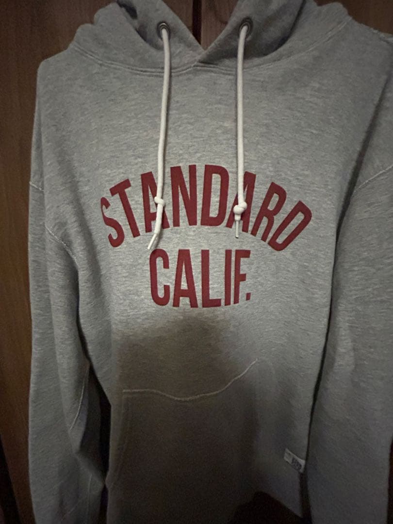 STANDARD CALIF. フード付きパーカー グレーM