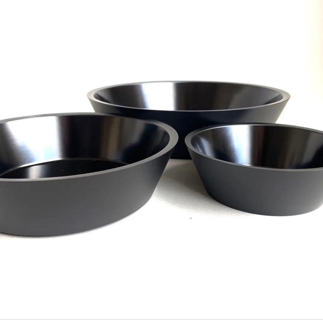 稀少品　皿と鉢の三段重　漆　ブラック　パーティー　デザイン　デザインアワード受賞