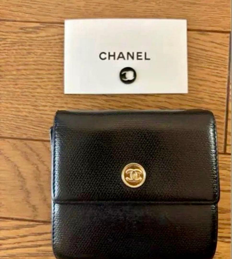 CHANEL シャネル 二つ折り財布
