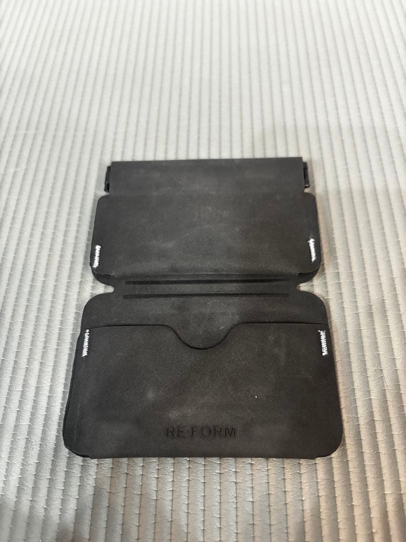 RE:FORM® RE:01 ミニマル財布 スリーブ