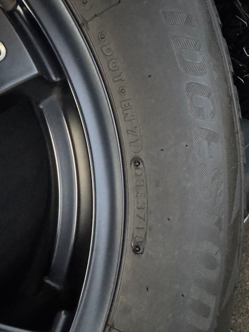 【ボーちゃん】スタッドレスタイヤ　265/65 R17インチ　ブリザック